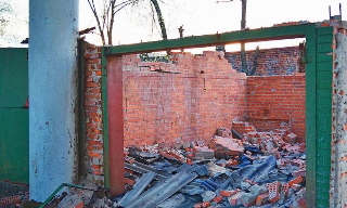 Демонтаж гаражей в Ревде, цена от 1753 руб. – услуги под ключ от 2Землекопа-Рвд