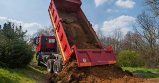 Доставка грунта Ревда, цена от 258 руб./куб.