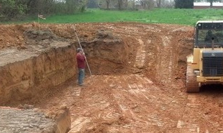 Выкопать котлован под фундамент в Ревде - от 2578 руб. | 2Землекопа-Рвд